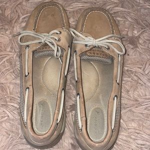 Womens sperry boat shoes!